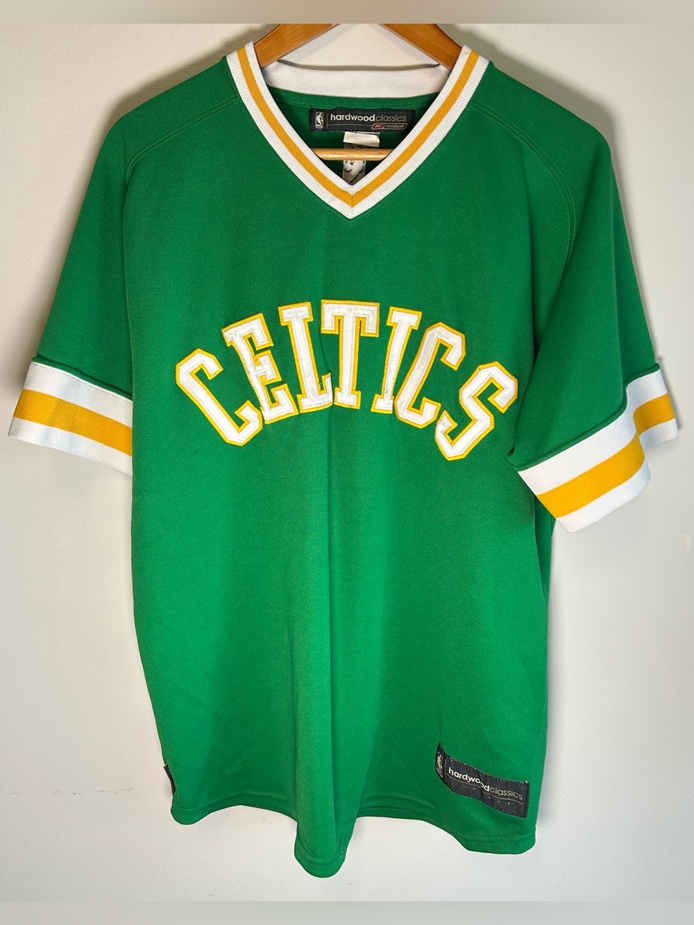 Vintage NBA Boston Celtics Mens Warm-Up Jersey Size L Reebok Hardwood Classics